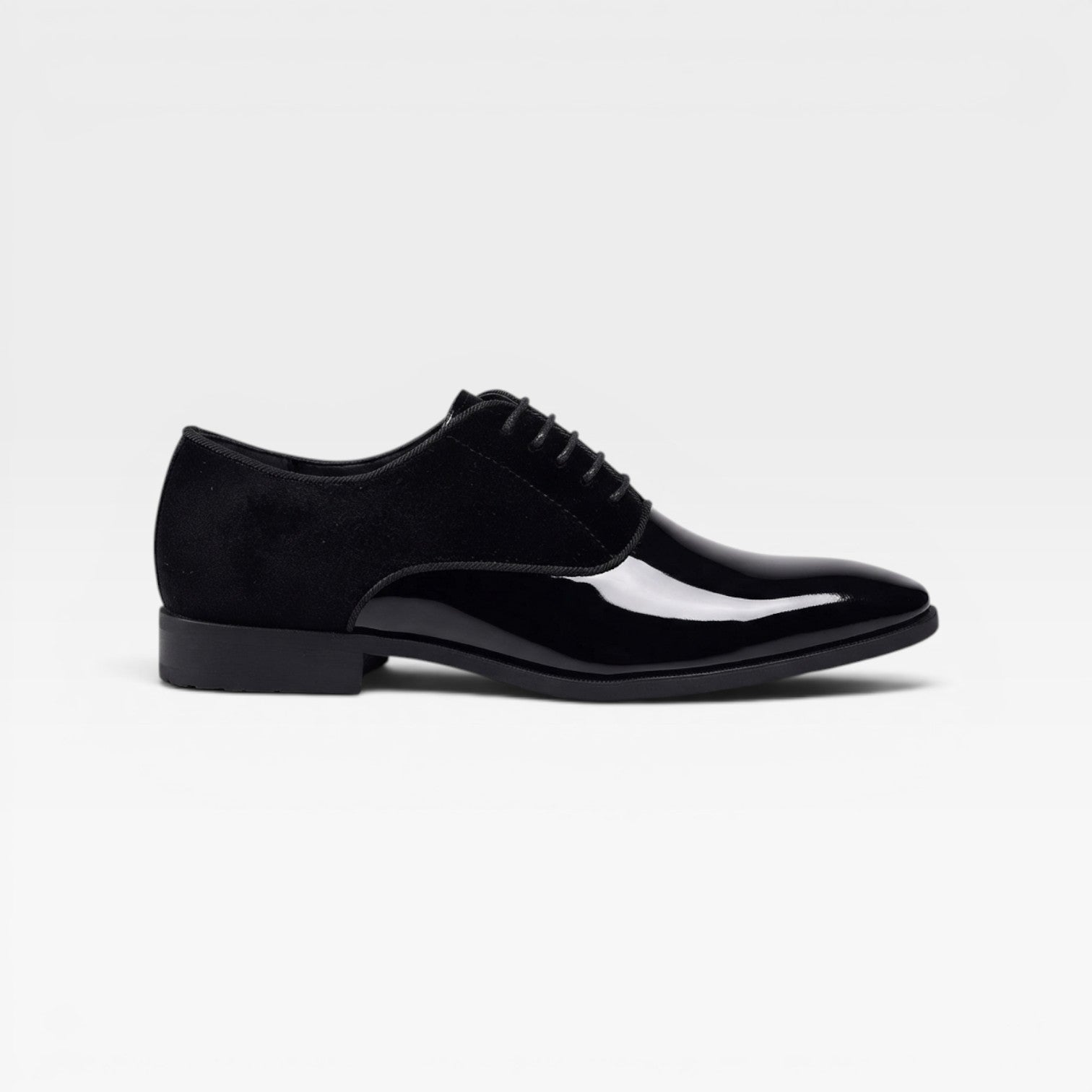 Herren Oxford Schnürschuhe – Klassische Schnürschuhe mit Kontrastfinish für besondere Anlässe