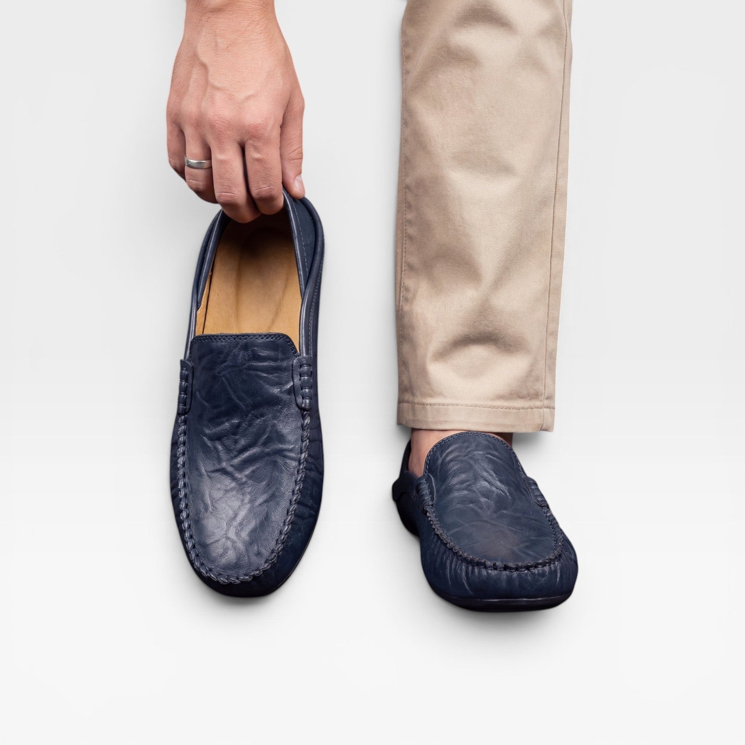 Herren Mokassins aus weichem Leder – Handgenähte Slipper für den Alltag