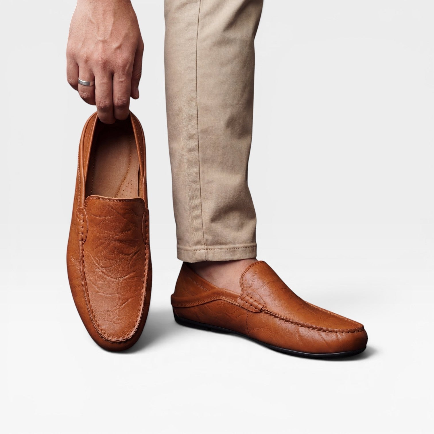 Herren Mokassins aus weichem Leder – Handgenähte Slipper für den Alltag