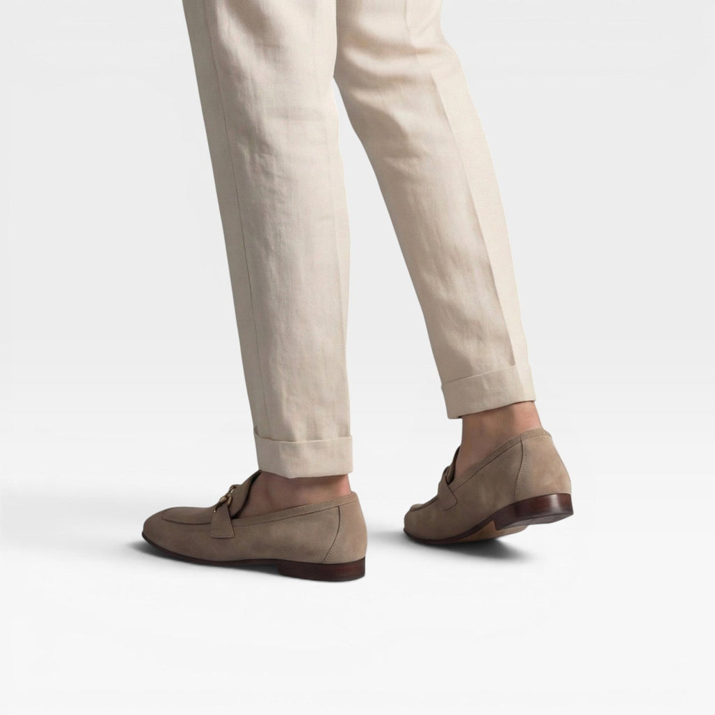 Herren Wildleder Slipper – Elegante Ketten-Detail Klassischer Stil für Alltag und Business