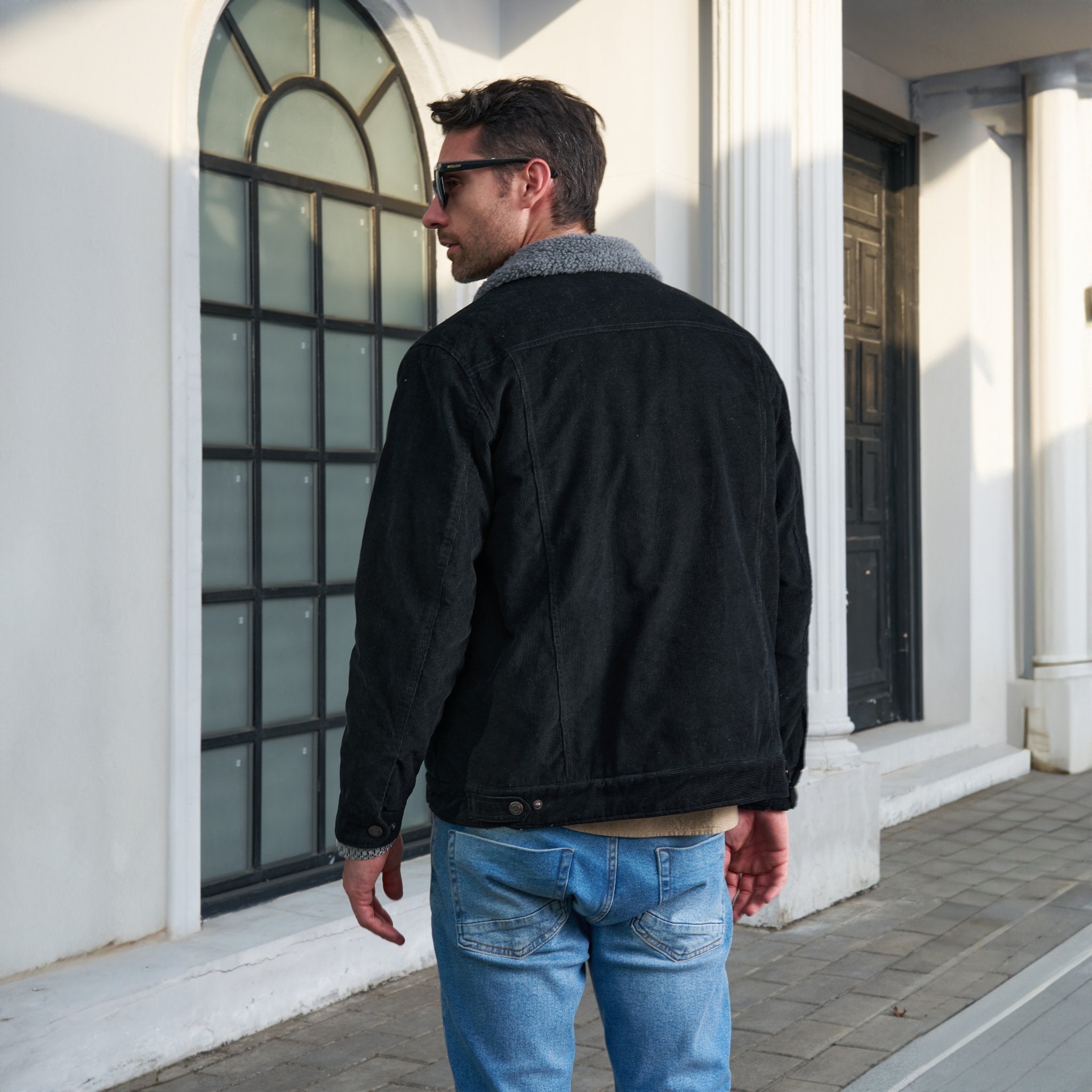 Herren Cordjacke gefüttert – Vintage Jacke mit Stehkragen