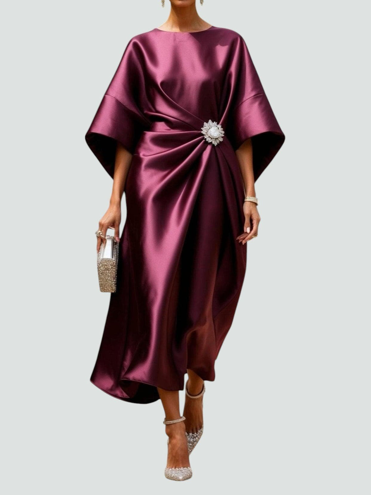 Damen Elegantes Abendkleid mit Broschendetail