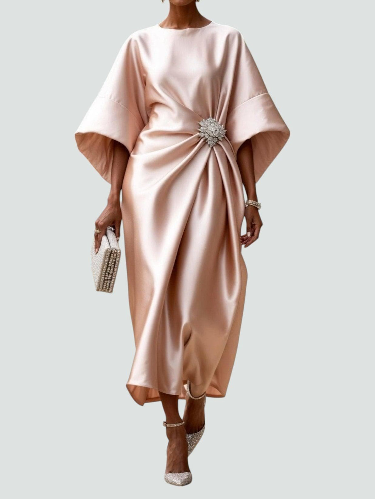 Damen Elegantes Abendkleid mit Broschendetail