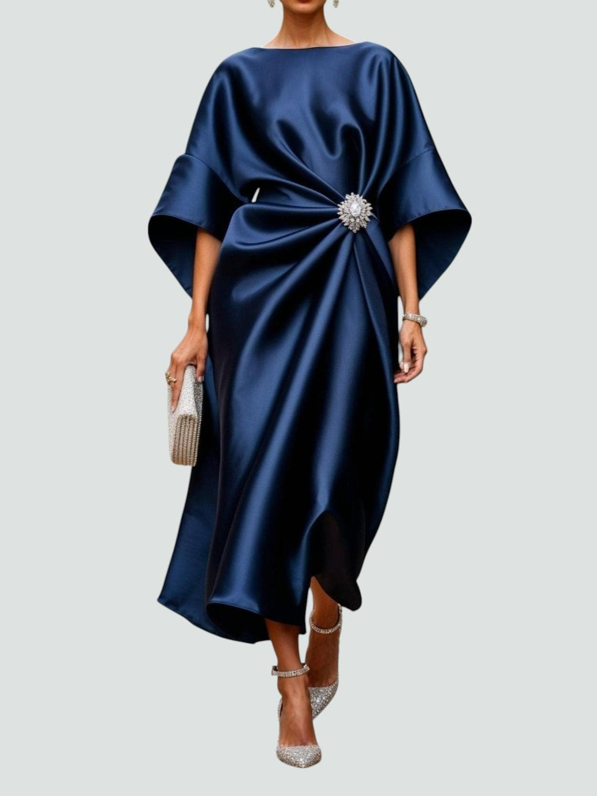 Damen Elegantes Abendkleid mit Broschendetail