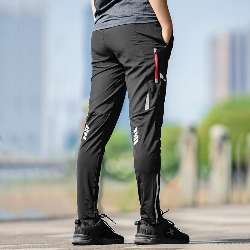 Herren Jogginghose mit Reflektorstreifen