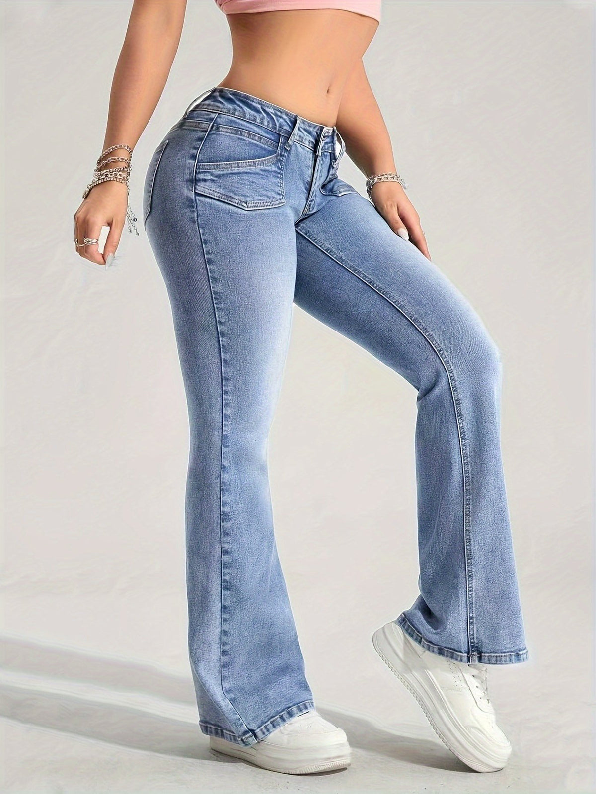 Damen Low Waist Flared Jeans