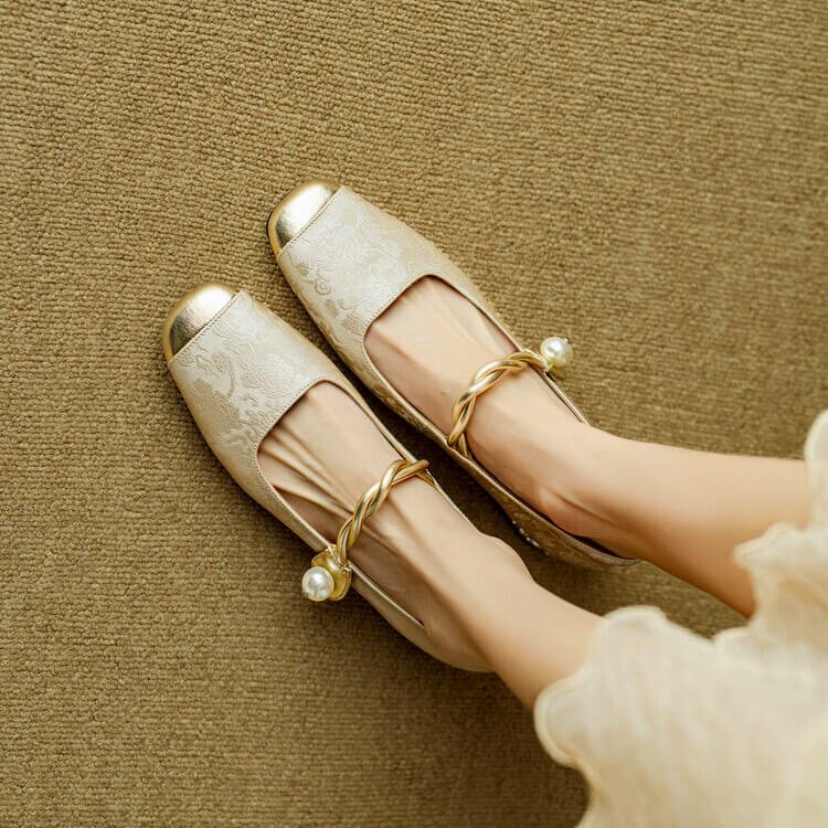 Damen Elegante Mary-Jane-Pumps mit Perlendetail