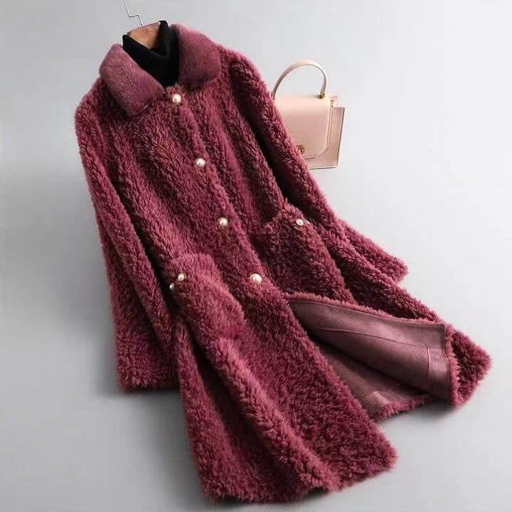 Damen Eleganter Fellmantel mit Perlenknöpfen