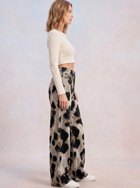 Damen Wide Leg Jeans mit Animal-Print