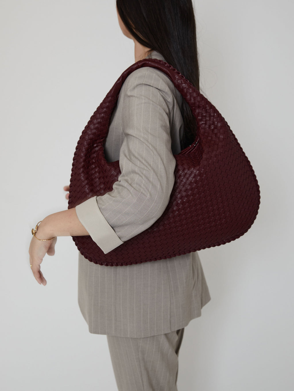 Damen Geflochtene Schultertasche aus Kunstleder