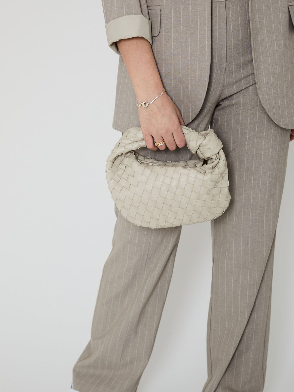 Damen Geflochtene Mini-Handtasche aus Kunstleder mit Knotengriff