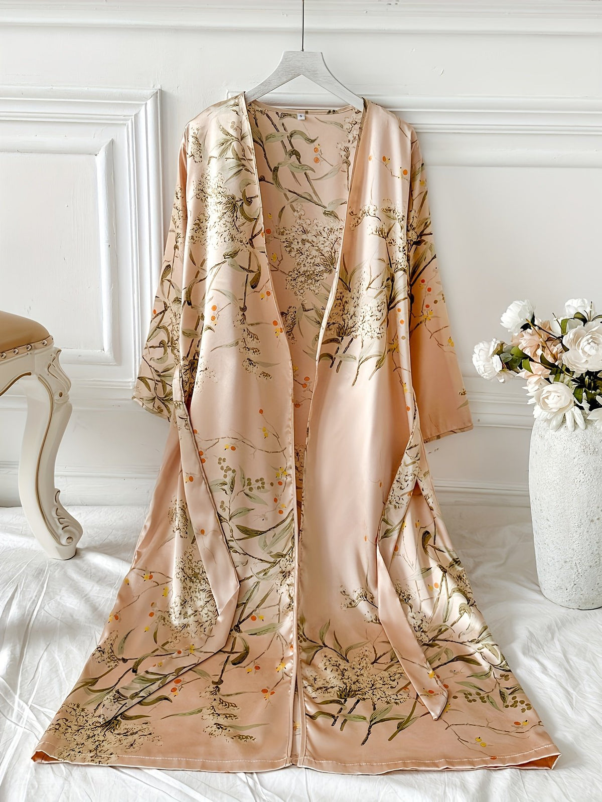Damen Eleganter Satin-Morgenmantel mit Blumenprint