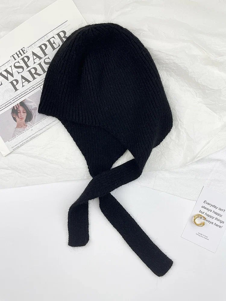 Damen Rippstrick-Beanie mit Ohrenschutz und Bindebändern