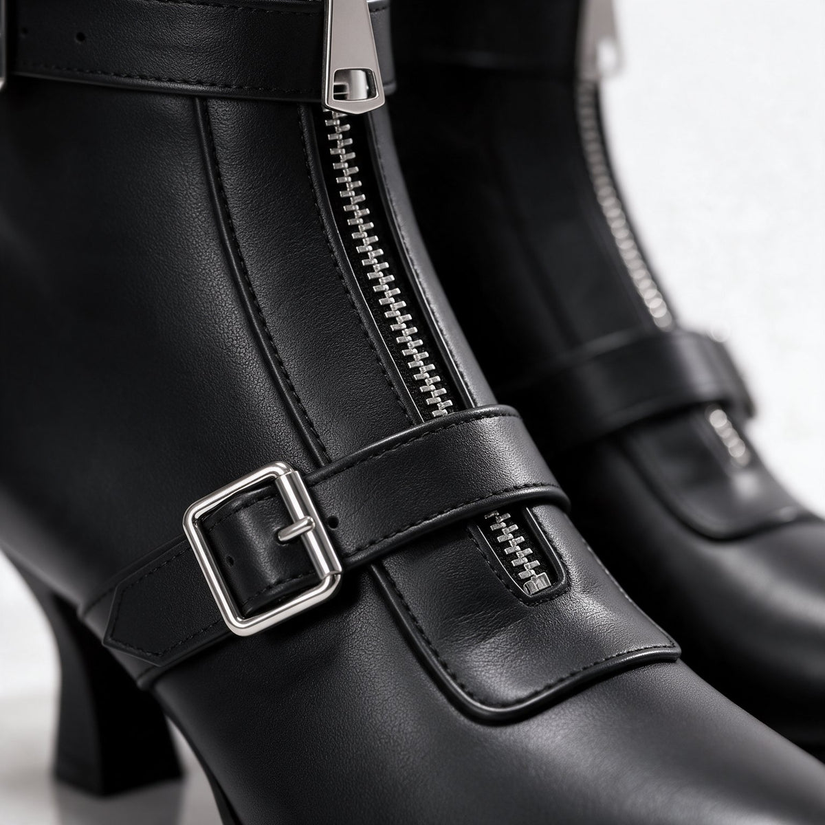 Damen Raffinierte Stiefeletten mit Schnallenriemen