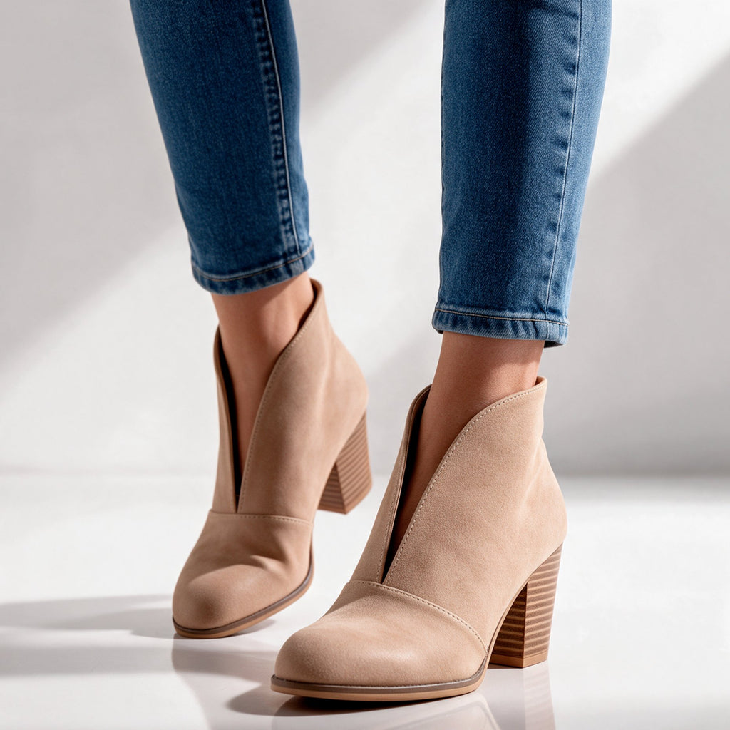 Damen Stiefeletten mit V-Schnitt und Blockabsatz